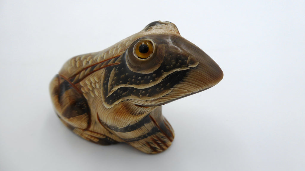 Belle sculpture en bois façon marqueterie