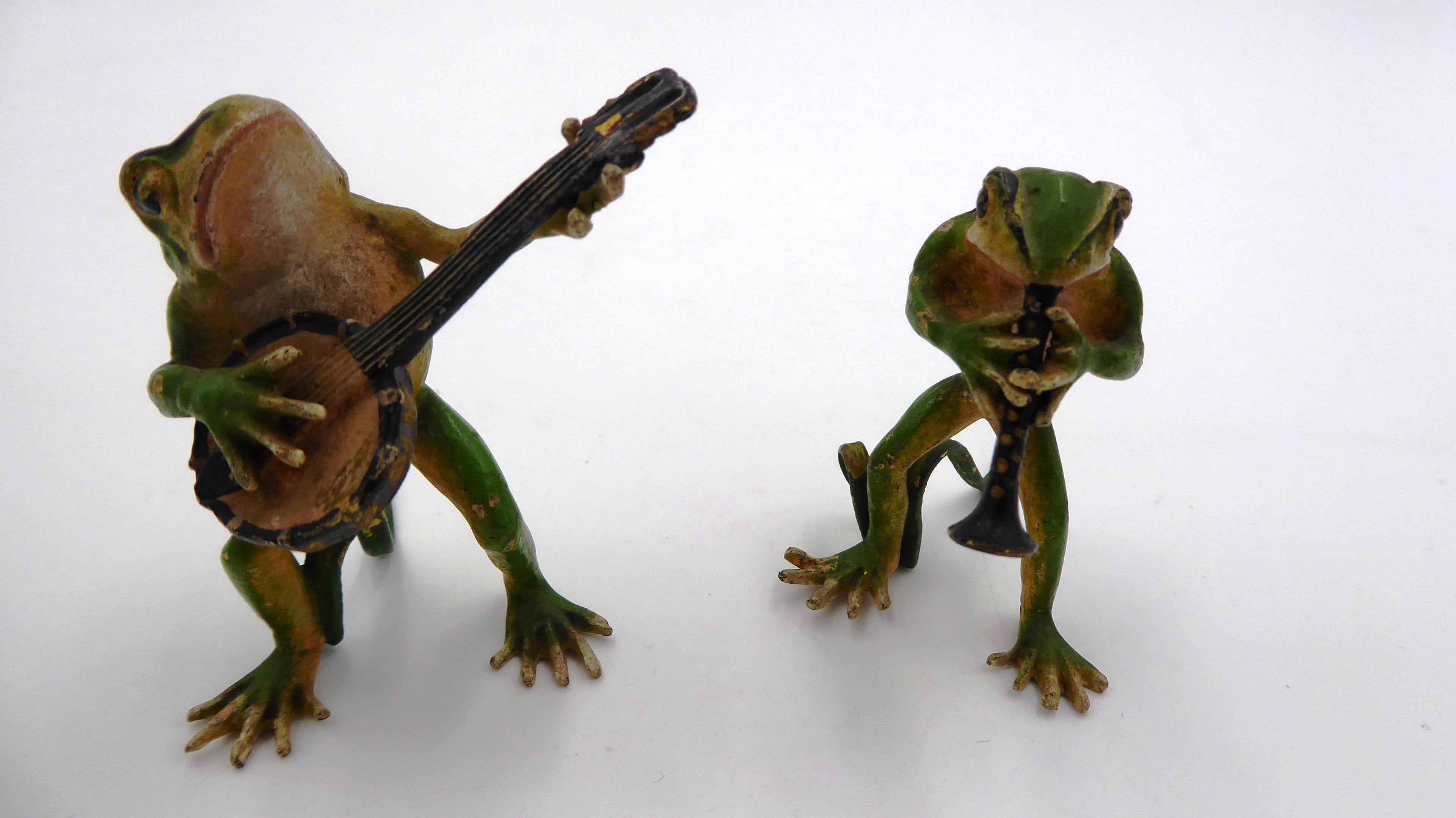 Couple de grenouille en plomb peint