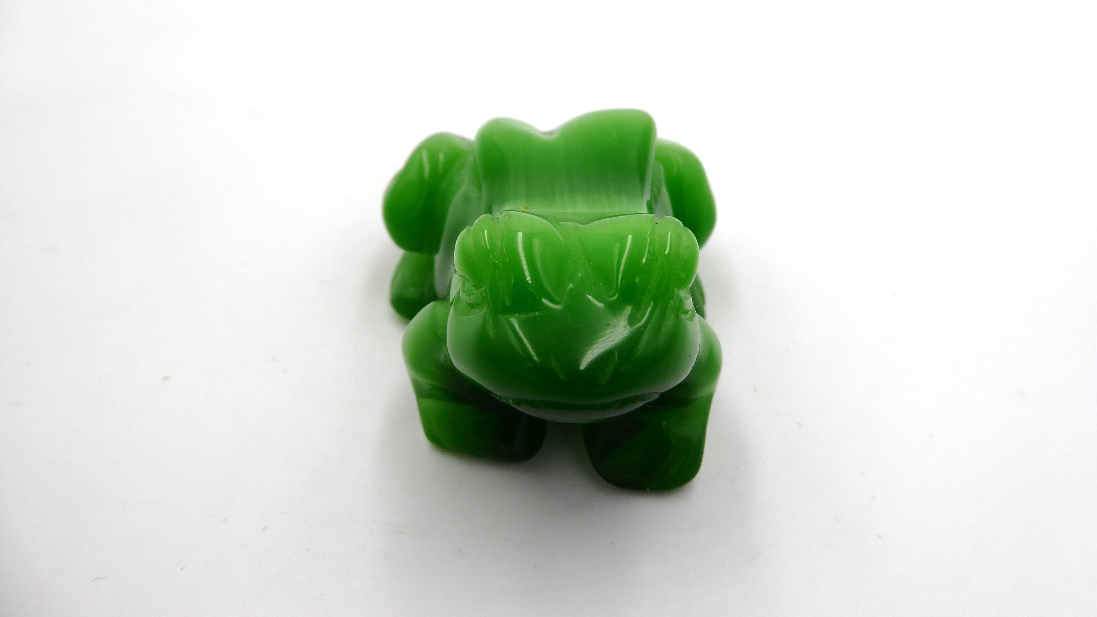 Grenouille en cristal vert