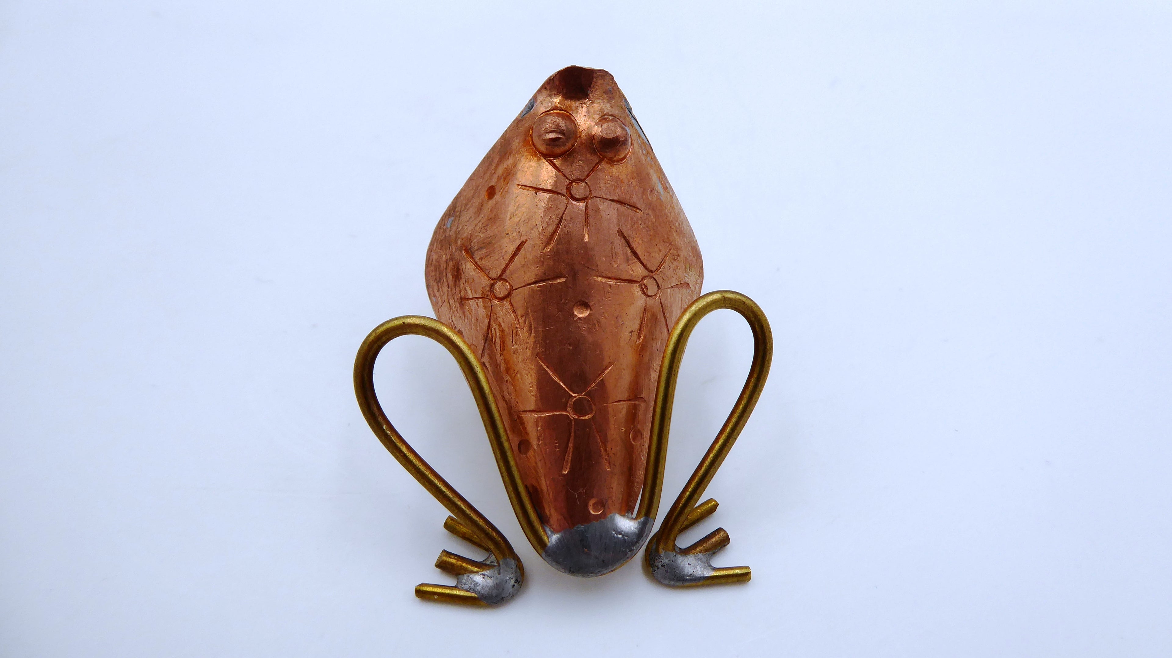 Grenouille en cuivre et laiton soudures étain
