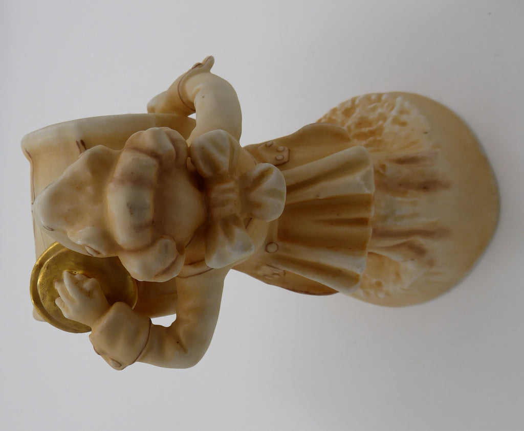 Grenouille musicienne en porcelaine de SAXE vernis brun
