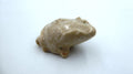 Grenouille en pierre beige