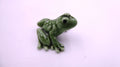 Petite grenouille en céramique verte