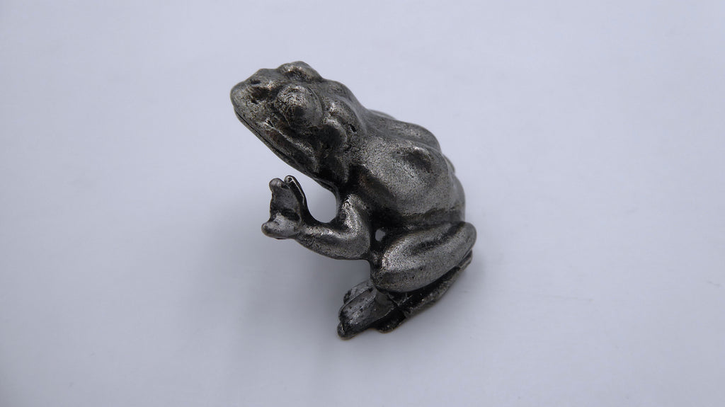 Grenouille en étain