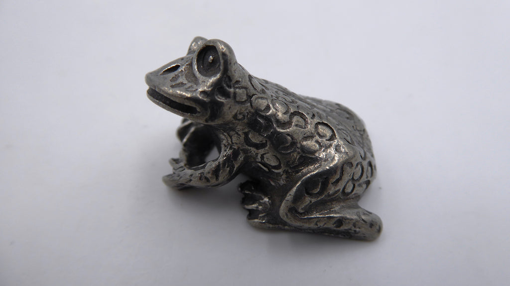 Grenouille en étain