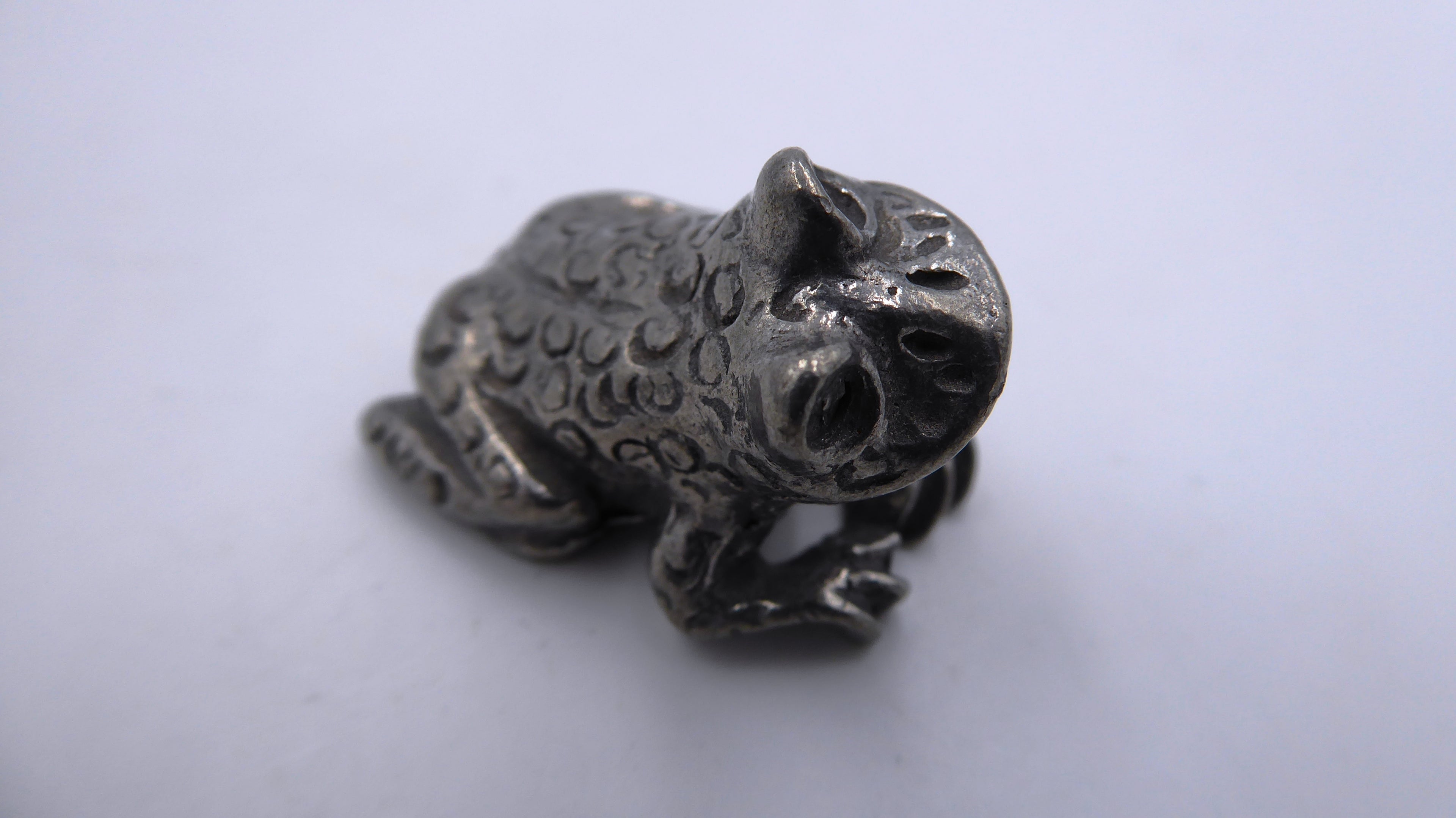Grenouille en étain