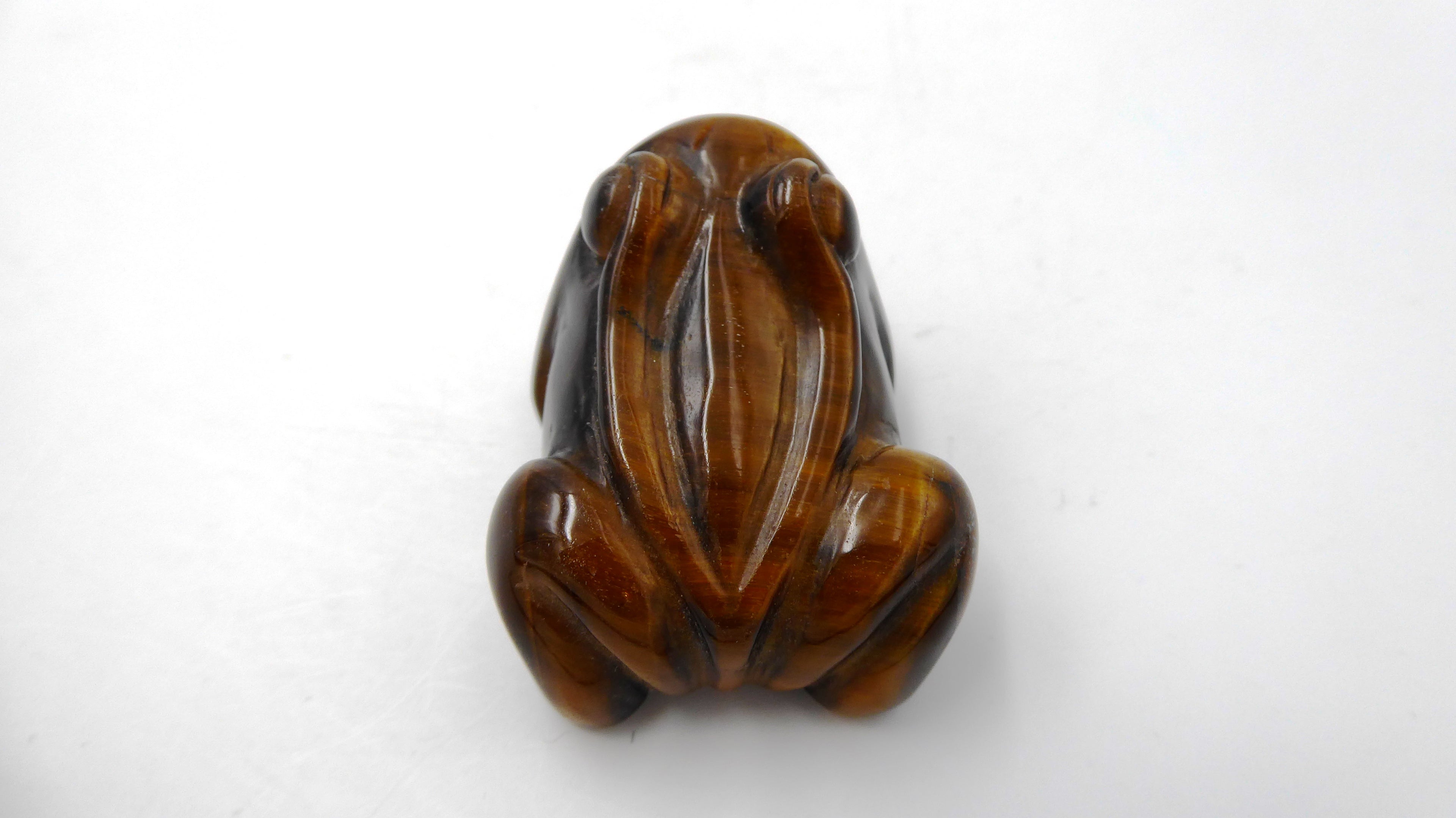 Grenouille en pierre œil de tigre venant d'AFRIQUE DU SUD