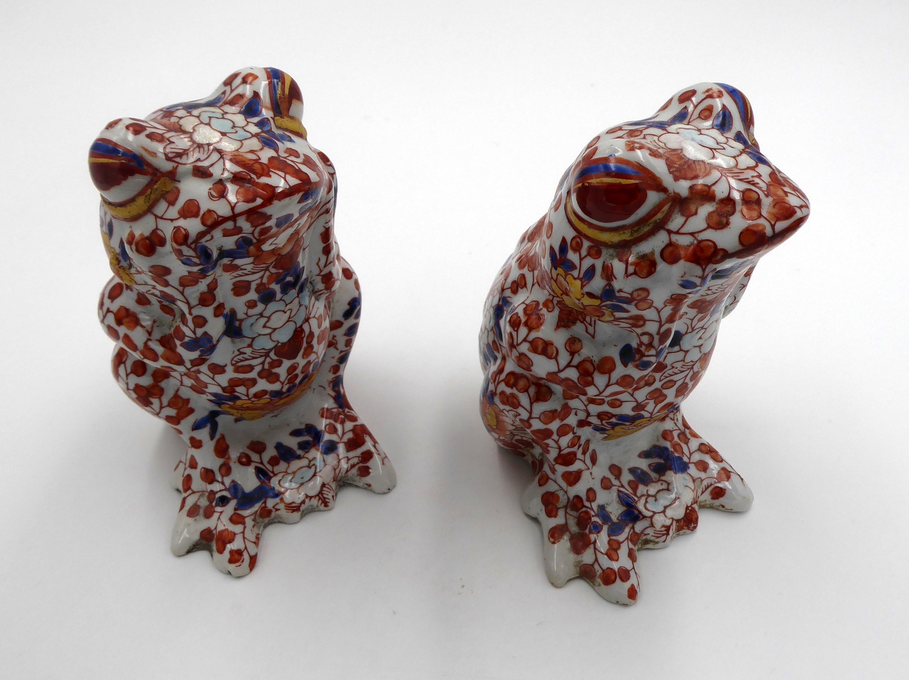 Paire de grenouilles en IMARI moderne