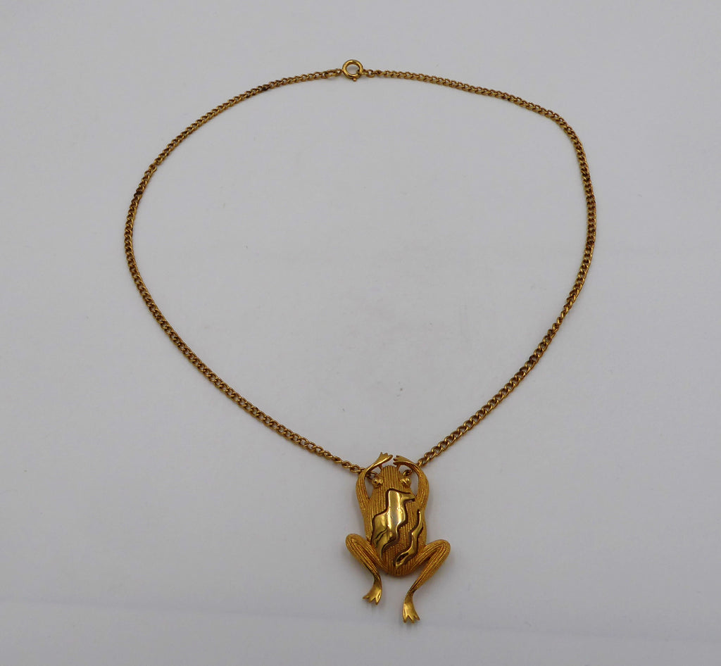 Collier grenouille en plaqué or de marque CROW TRIFARI