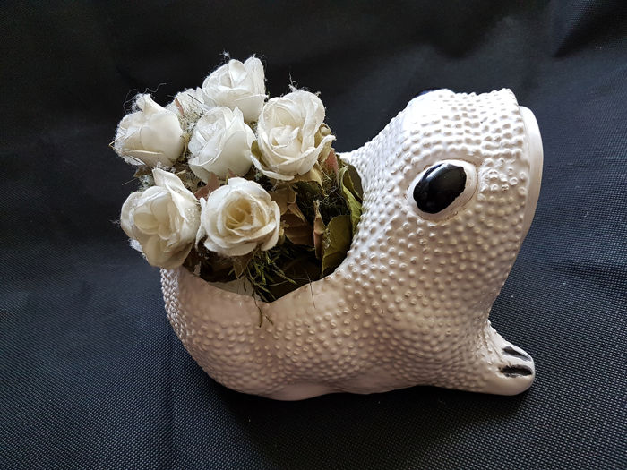 Petit modèle de vase du céramiste Jean ROGER PARIS