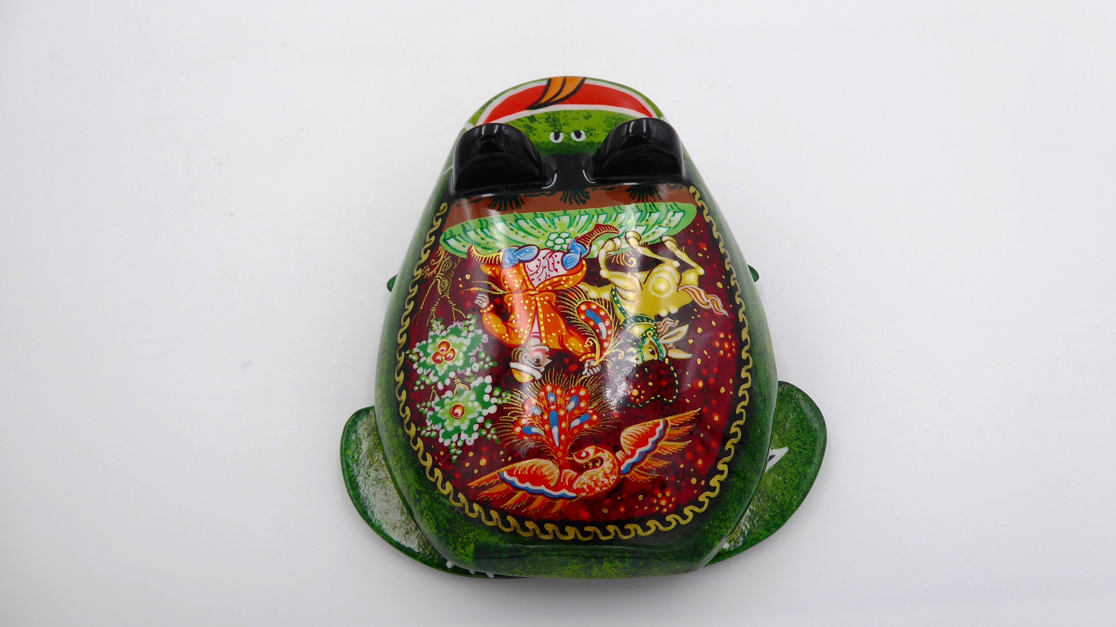 Boite à bijoux en bois laqué (Acheté à Moscou)