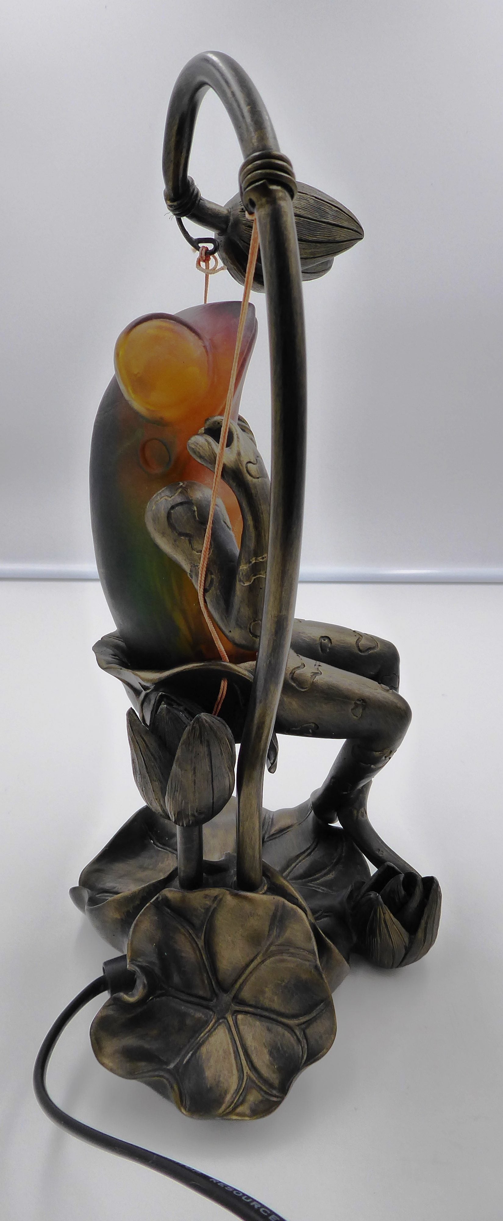 Superbe lampe grenouille pâte de verre