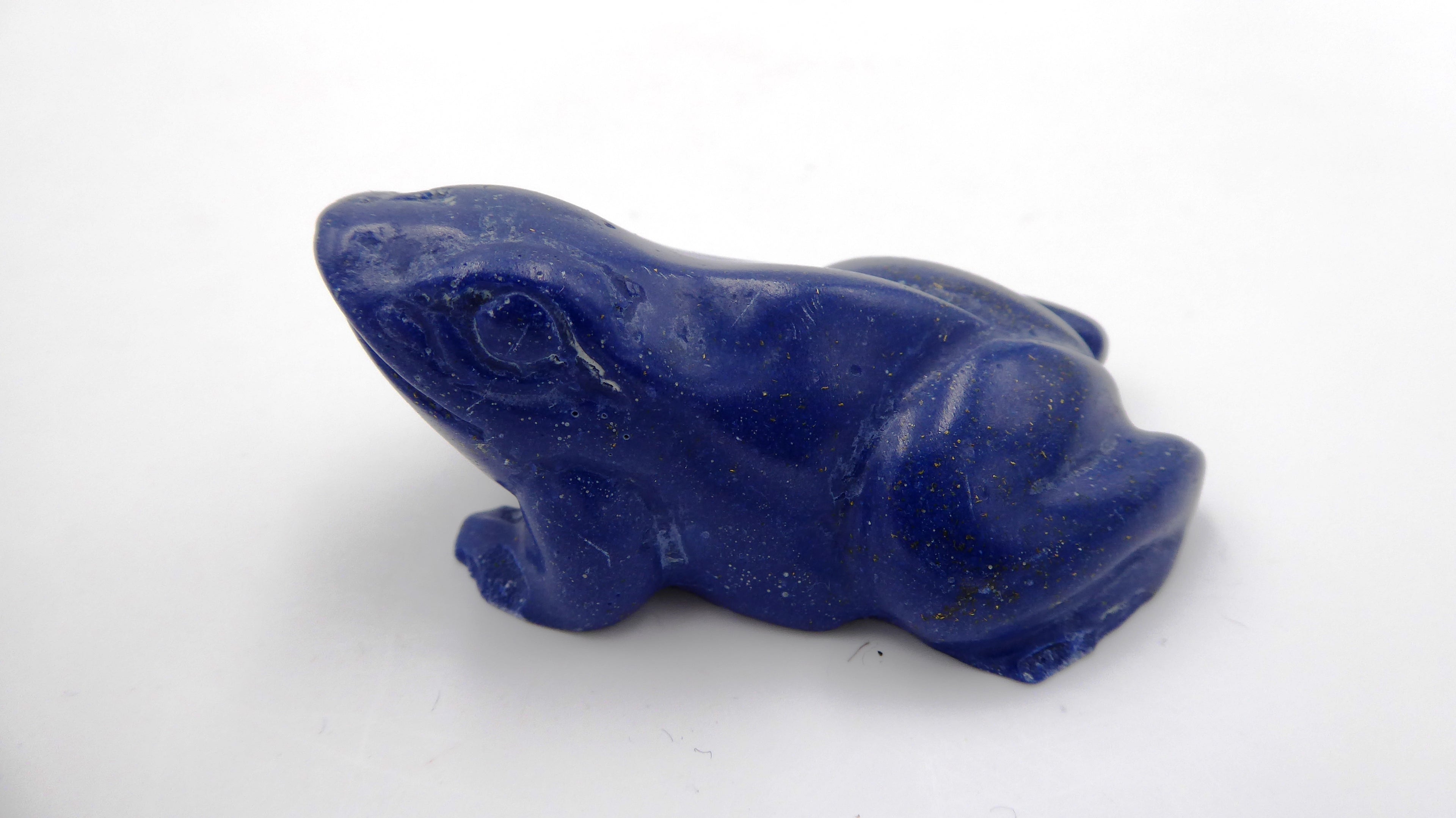 Grenouille assise en LAPIS LAZULI effet paillettes d'or