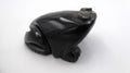 Moyenne grenouille en pierre brillante noire effet ébène reflets dorés (Modèle no 2)