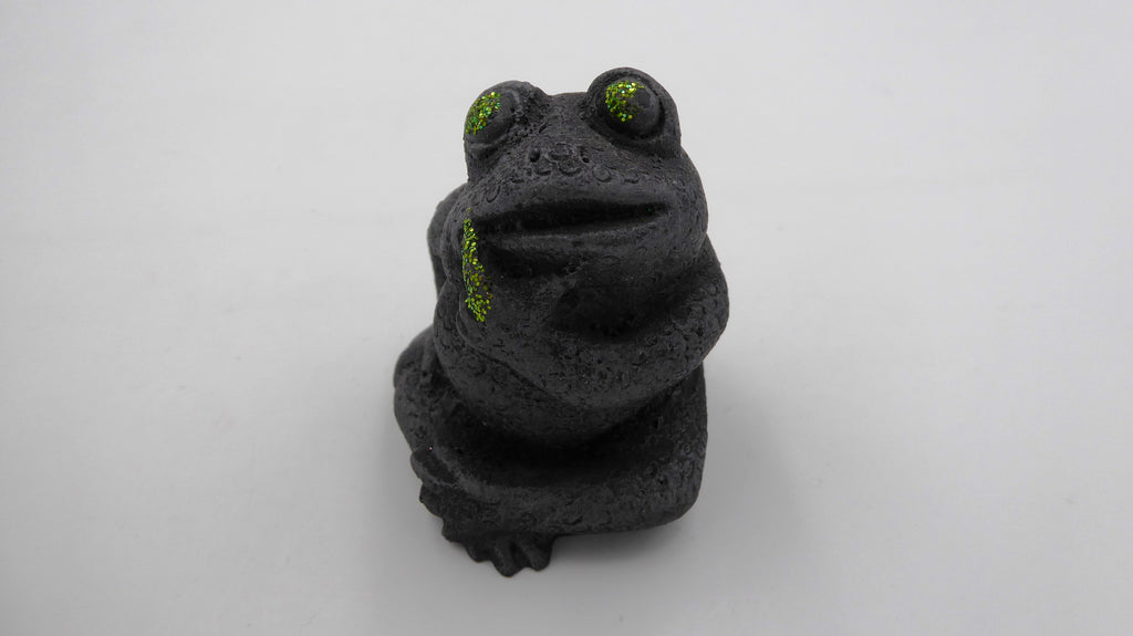 Moyenne grenouille en pierre de lave venant de GRAN CANARIA