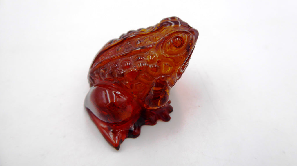 Petite grenouille en ambre