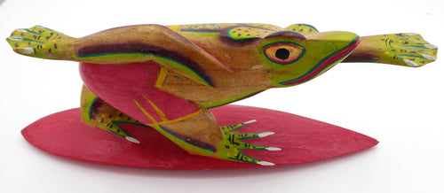 Belle sculpture bois peinte la surfeuse planche rose