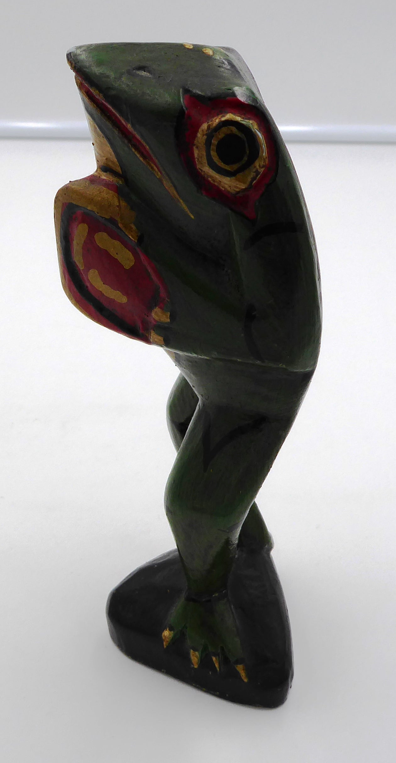 Petite sculpture bois peint