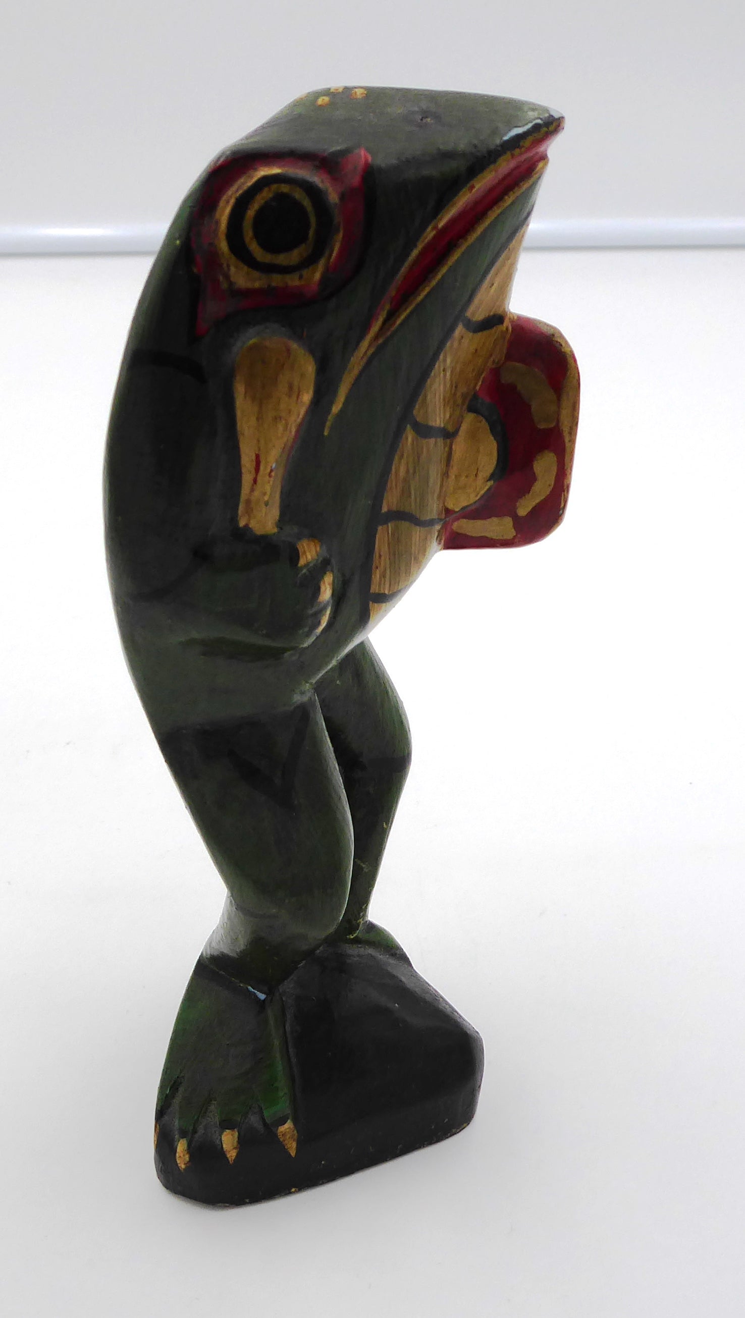 Petite sculpture bois peint