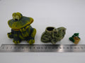 Lot de trois sujets grenouilles variés