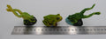 Lot de trois sujets grenouilles en composite