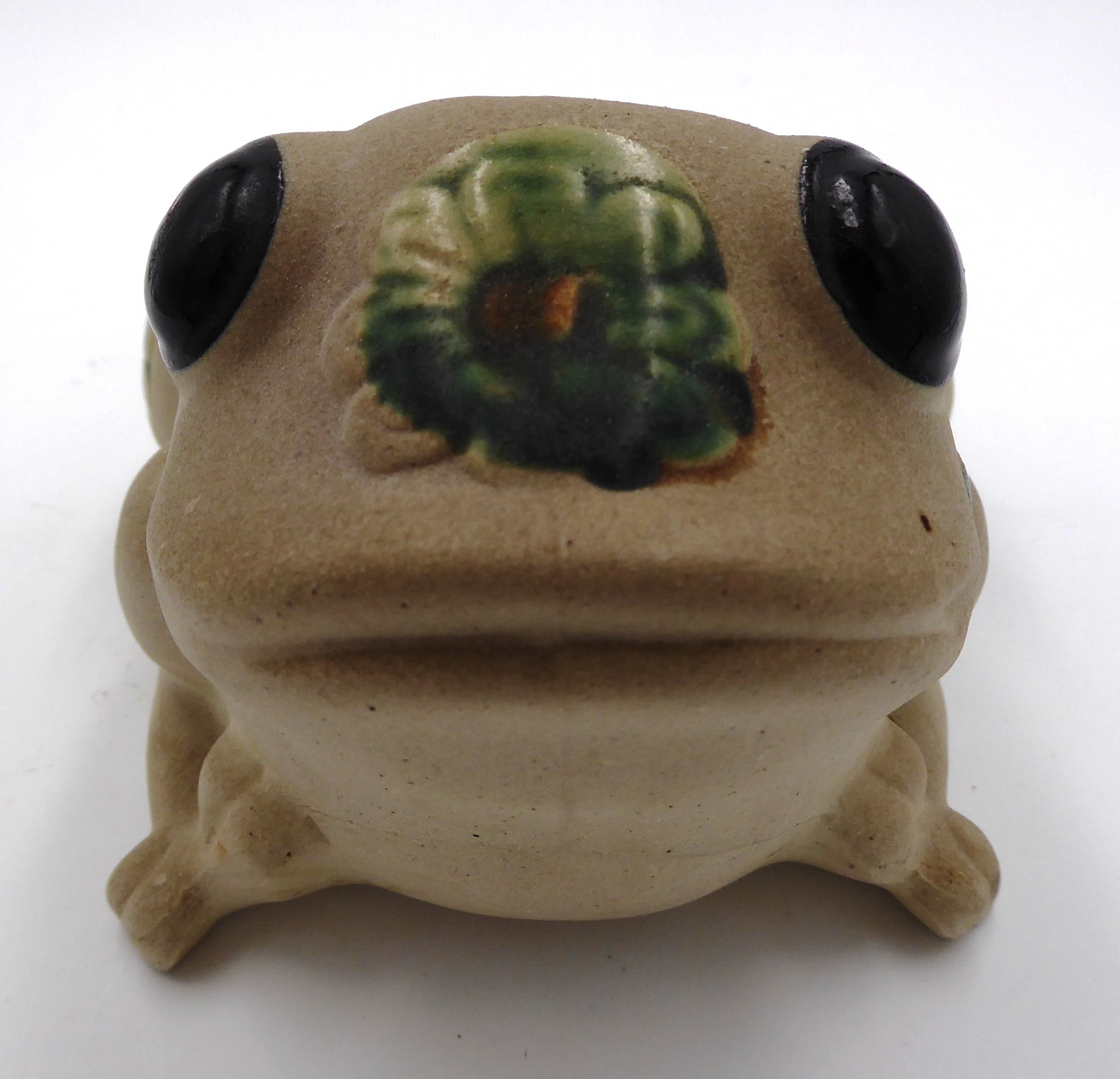 Cache pot fleuri