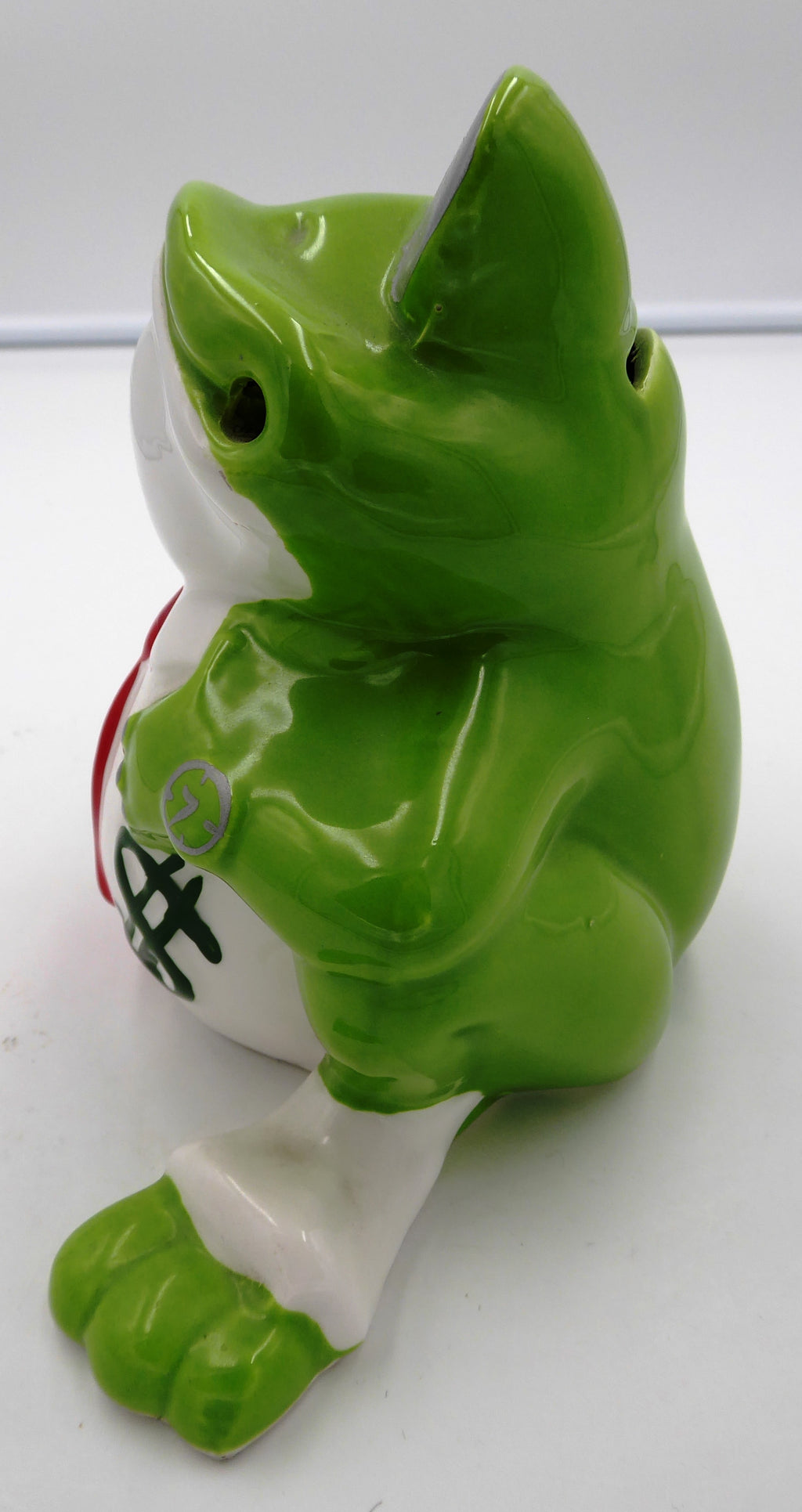 La grenouille cravatée