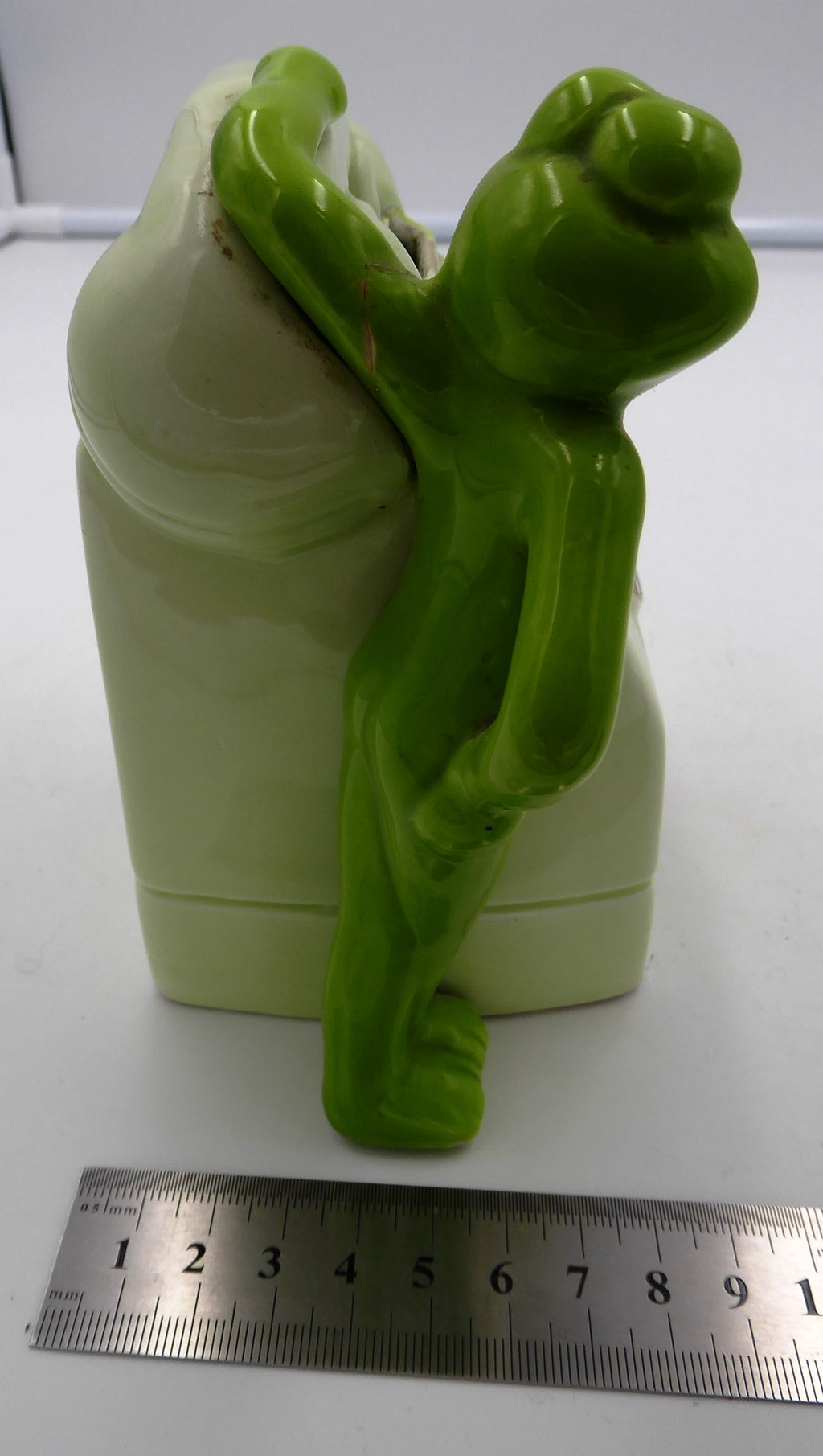 Vieille grenouille téléphone