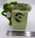 Vieille grenouille téléphone