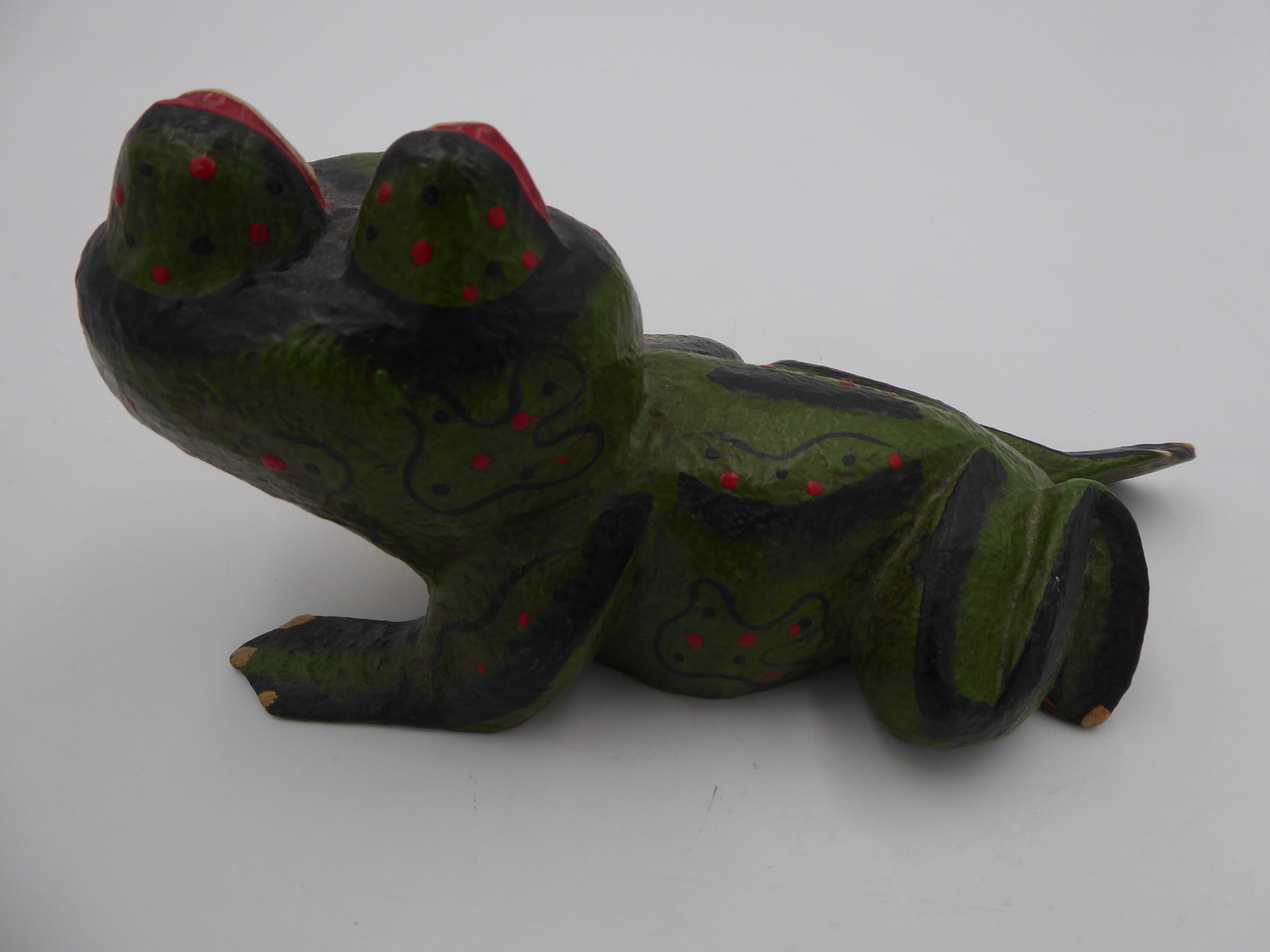 Moyenne grenouille rigolote