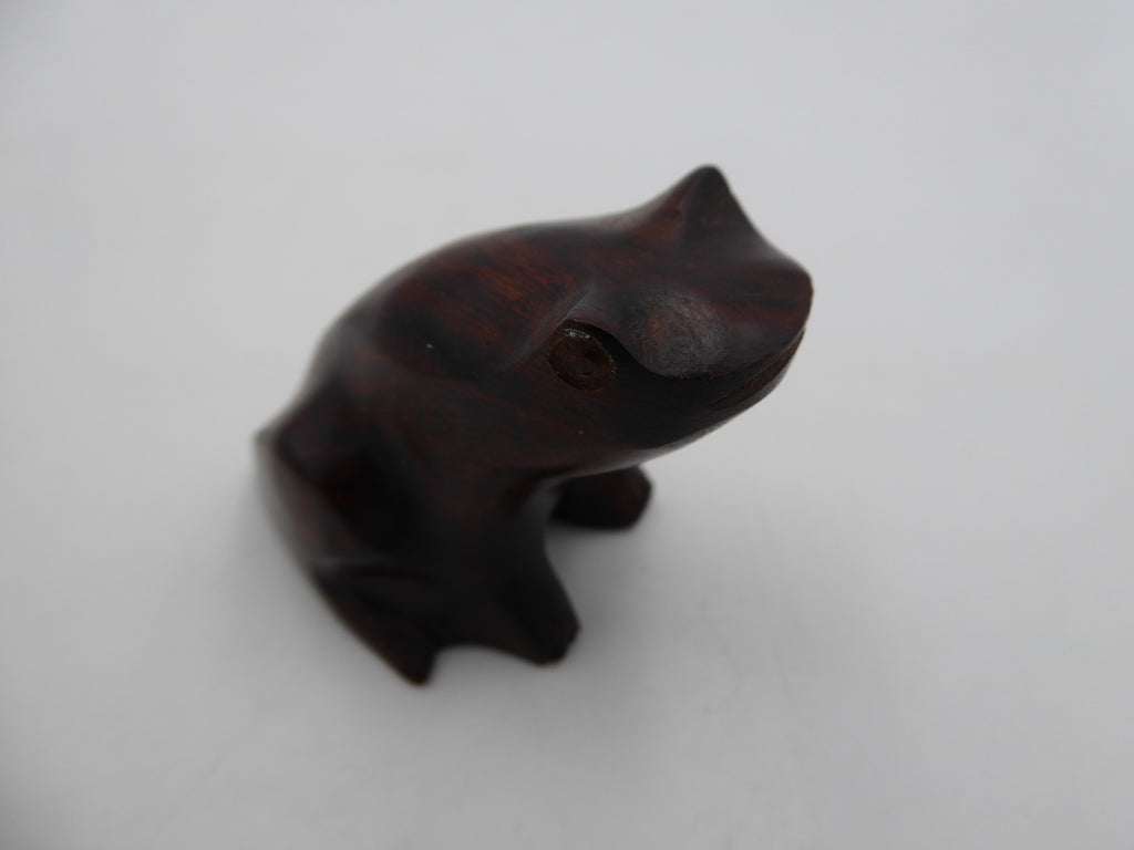 Petite grenouille en bois d’ébène