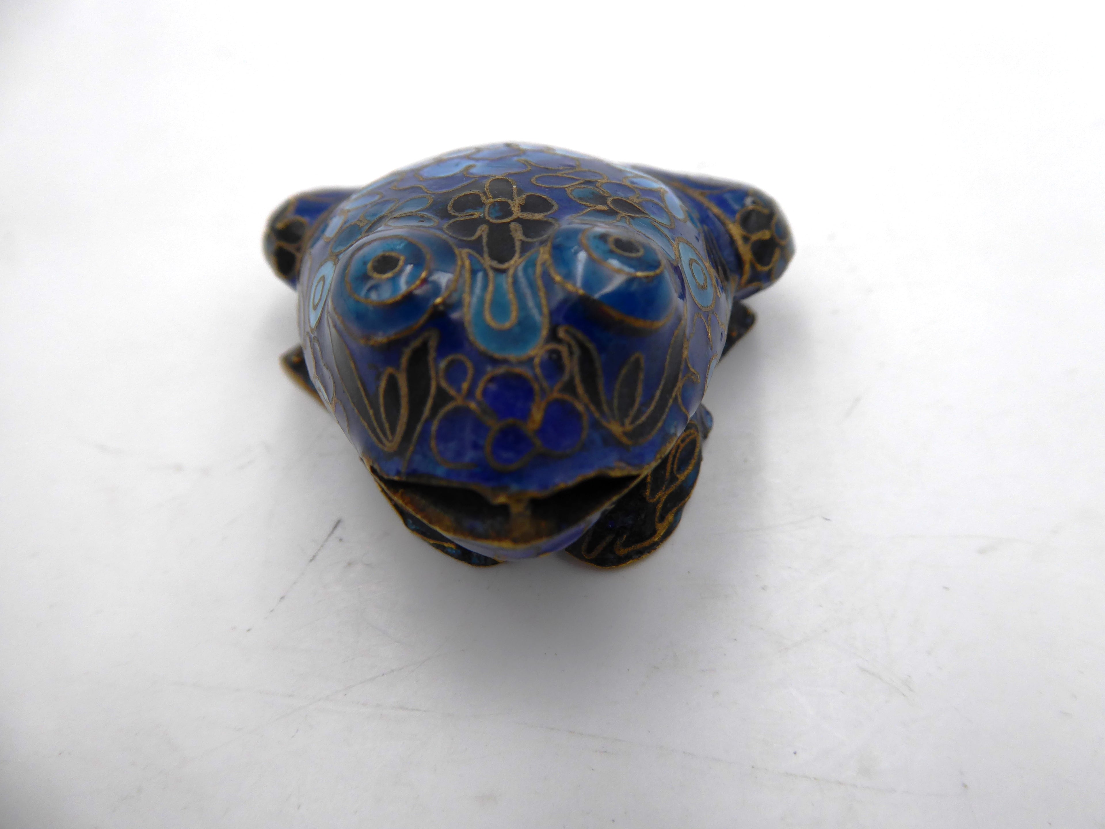 Petite grenouille laiton en émail cloisonné