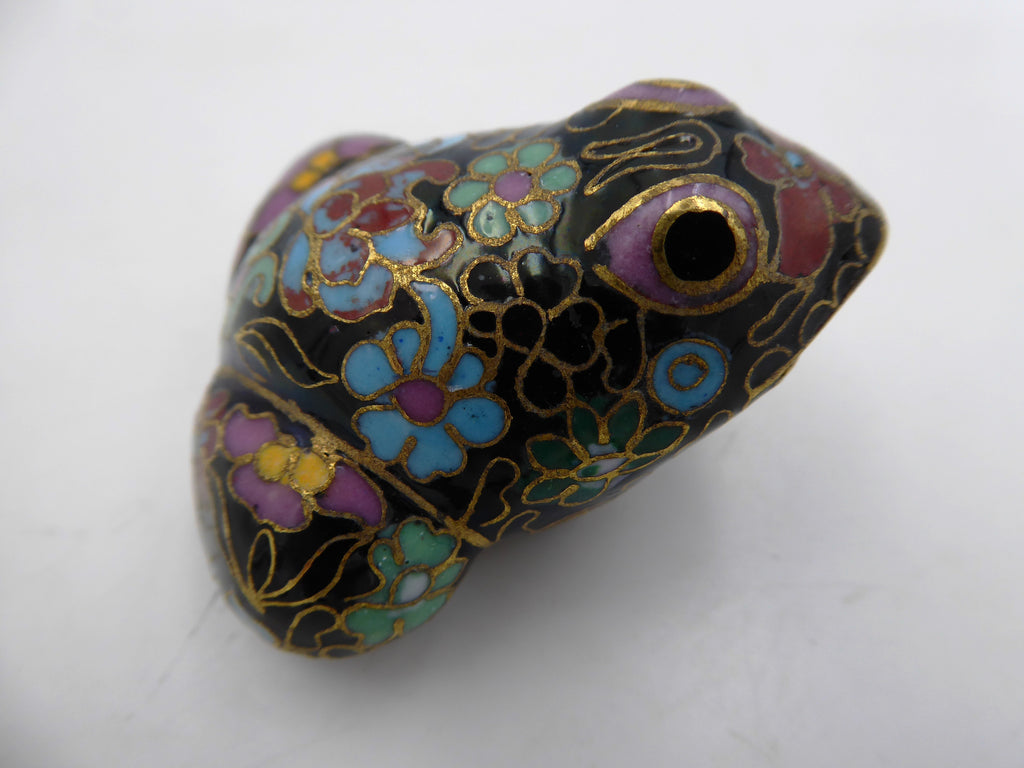 Petite grenouille en laiton en émail cloisonné