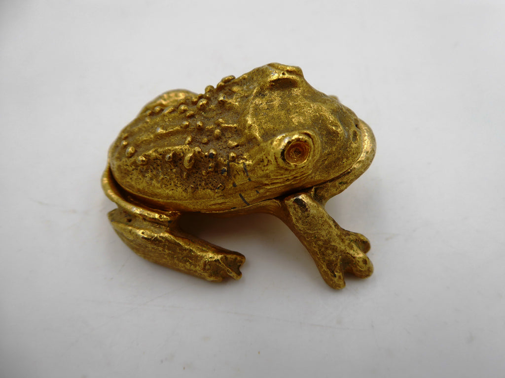 Ancienne boite à bijoux en laiton massif