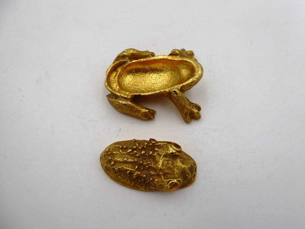 Ancienne boite à bijoux en laiton massif