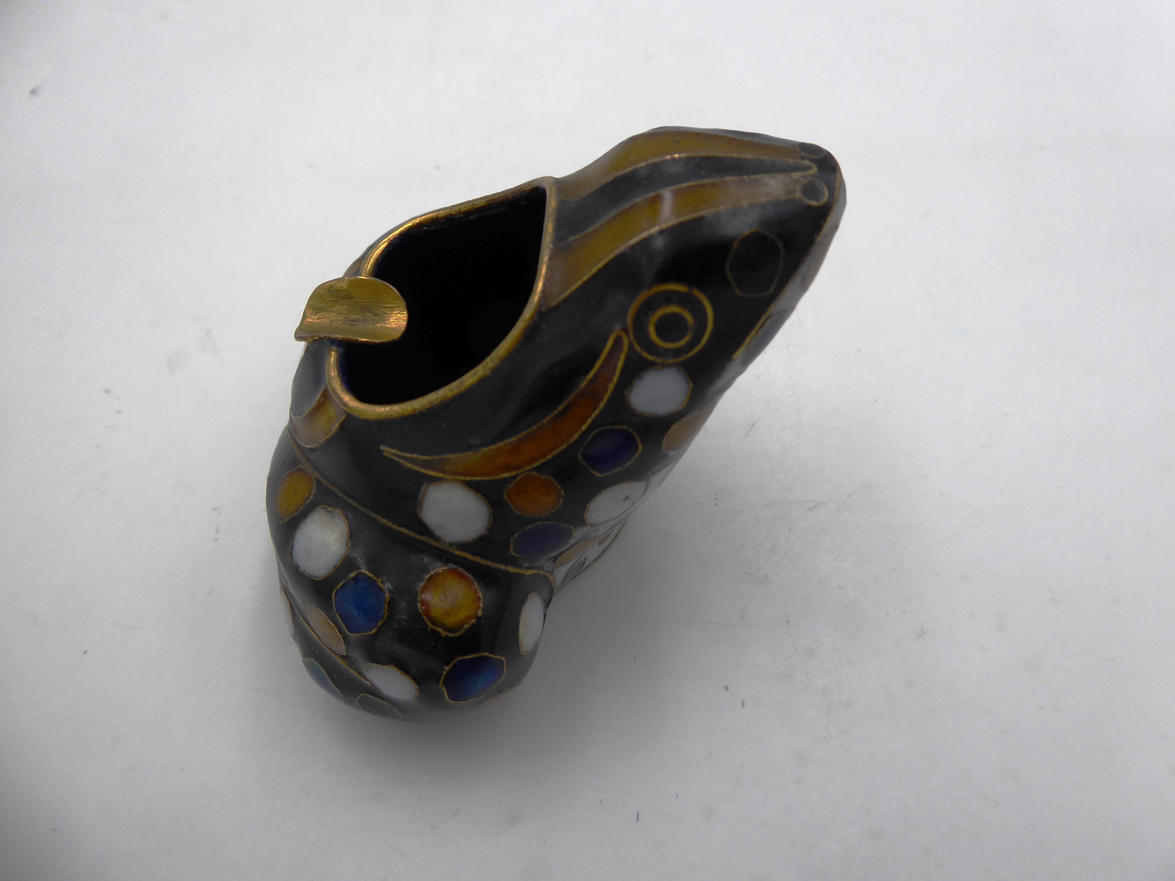 Moyenne grenouille cendrier laiton en émail cloisonné
