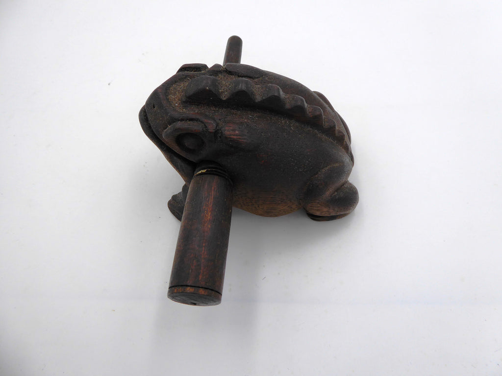Grosse grenouille musicale en bois