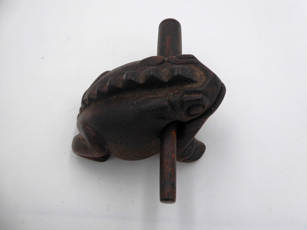 Grosse grenouille musicale en bois