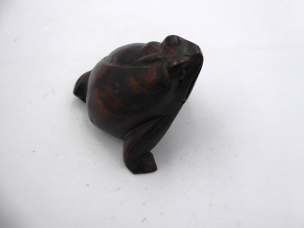 Petite grenouille en bois de palissandre