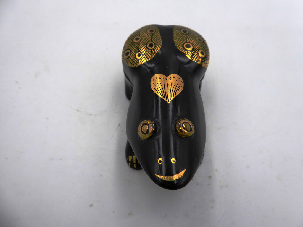 Petite boite à bijoux noire avec motifs dorés