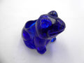Petit pot en verre bleu foncé