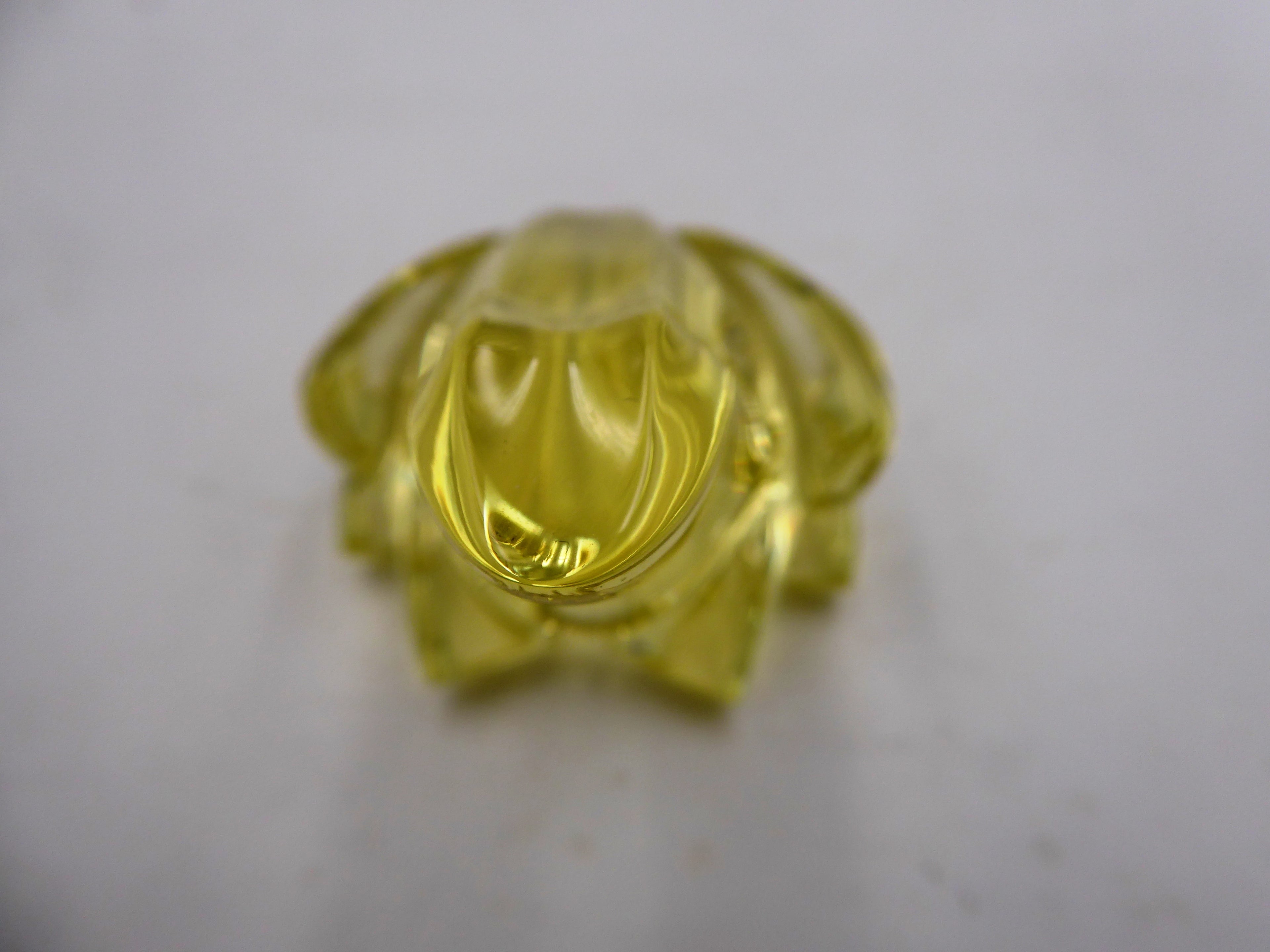 Grenouille en cristal jaune signée BACCARAT