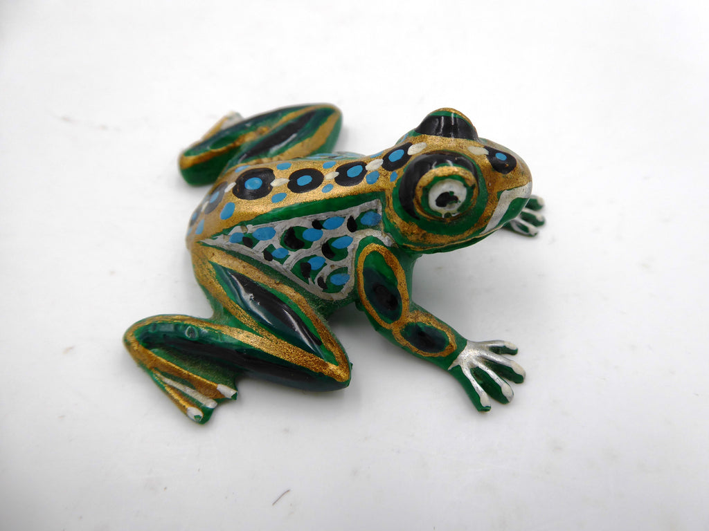 Petite grenouille composite peinte à la main