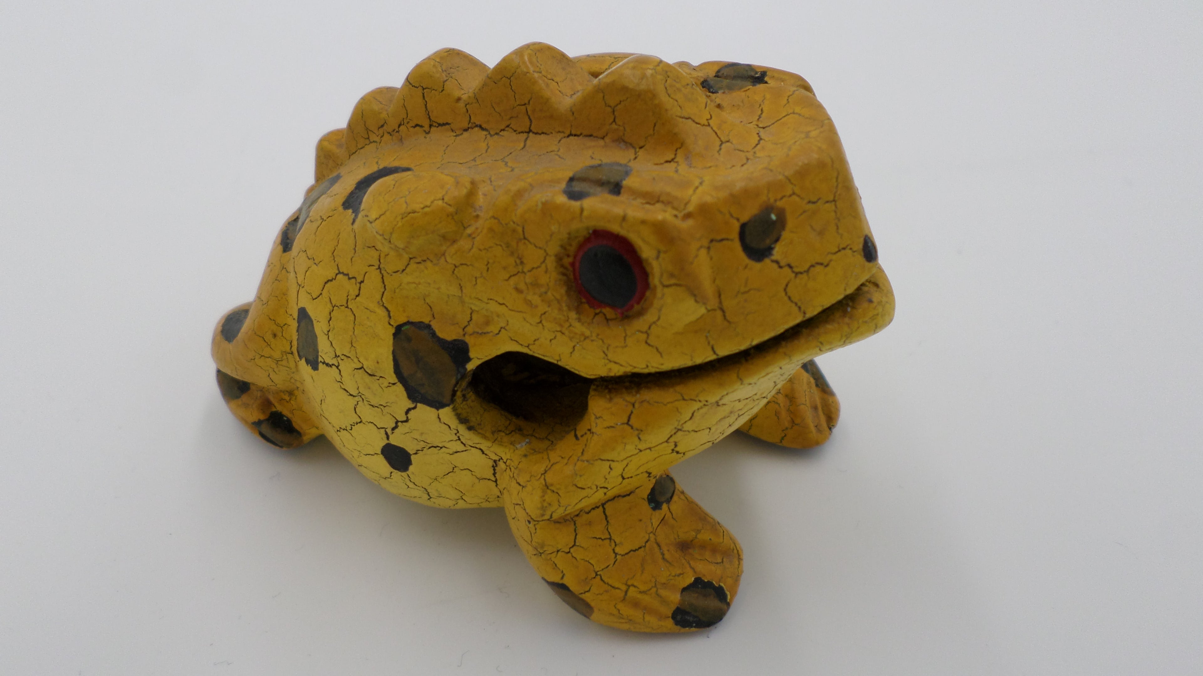 Grenouille musicale jaune (Assez rare dans cette teinte) outil manquant