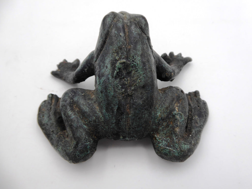 Bronze grenouille prête à sauter