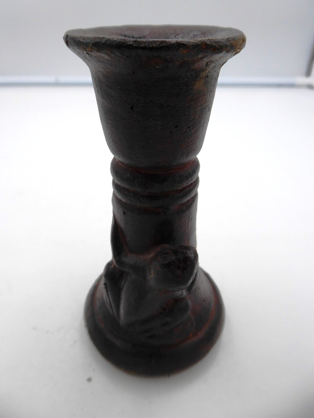 Vieux bronze grenouille bougeoir