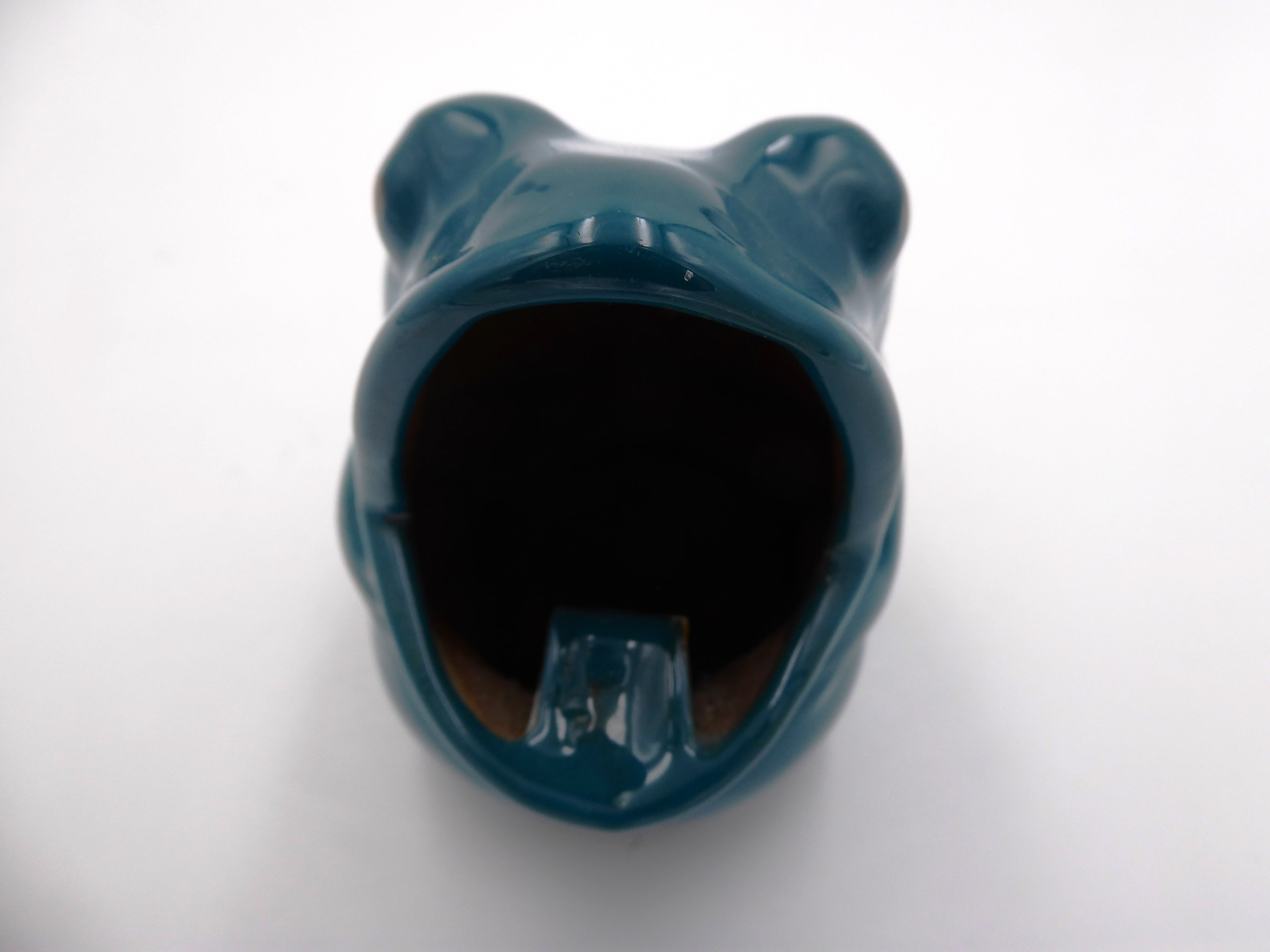 Cendrier grenouille bleu