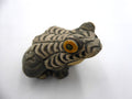 Grenouille grise en terre cuite