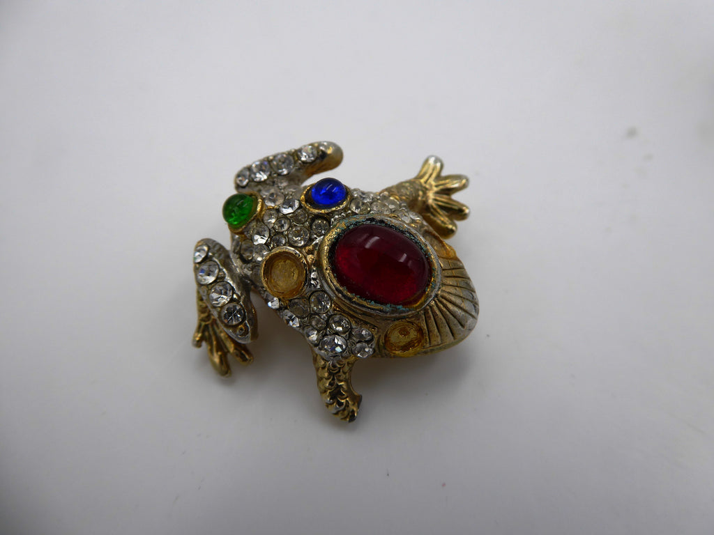 lot de six broches grenouilles variées