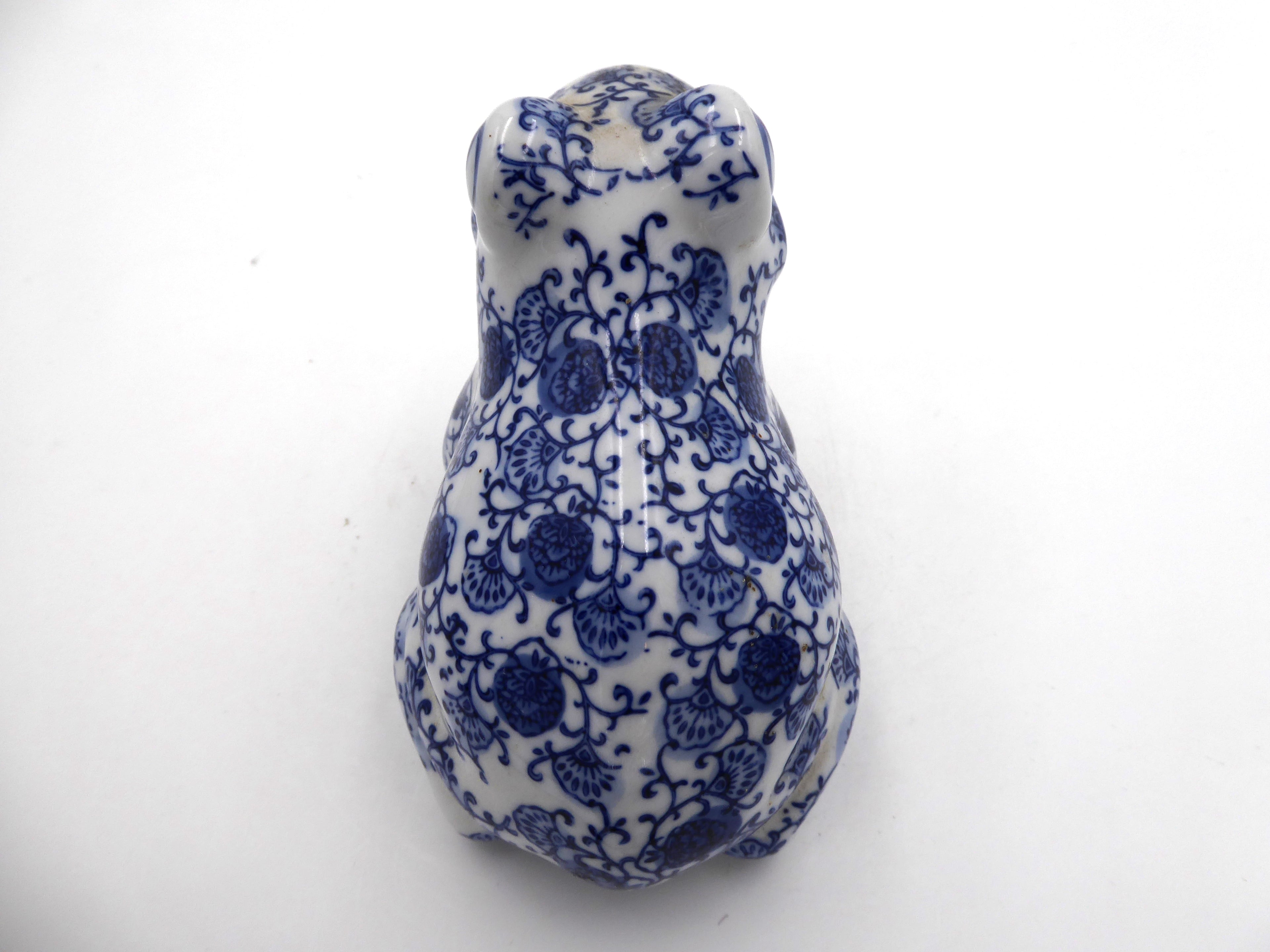 Porcelaine blanche peinte à la main décor bleu
